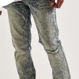 Men’s Skull Distressed Jeans